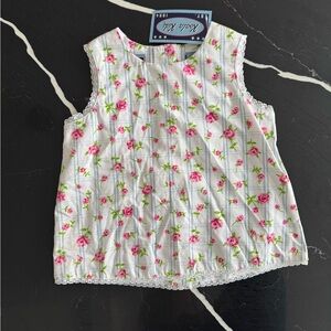 Vintage Floral Sleeveless Top‎ - White and Pink